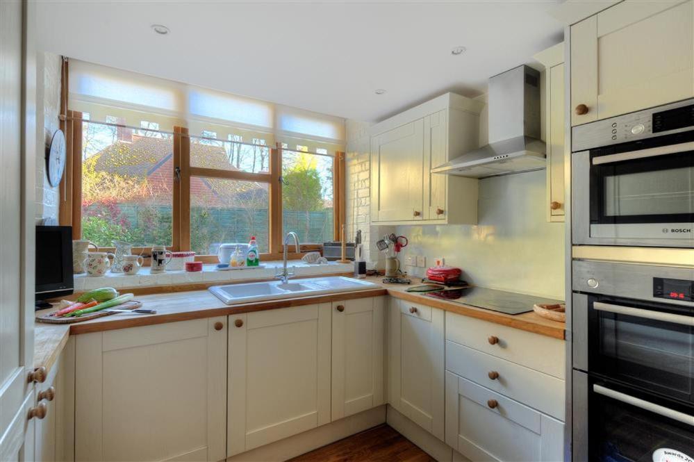 Joiners Villa Lyme Regis Ngoại thất bức ảnh